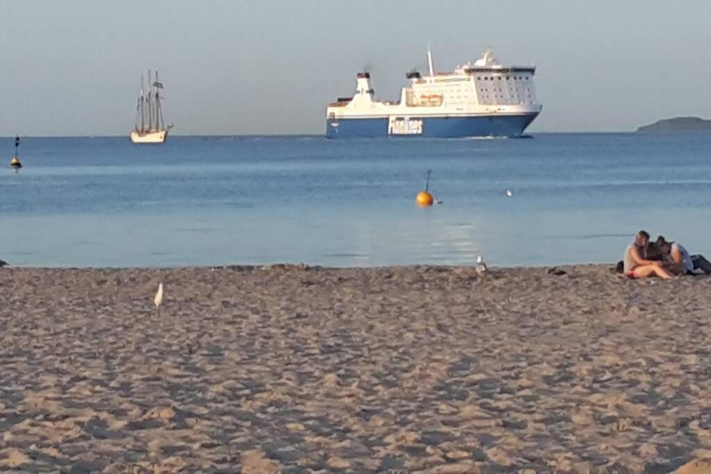 Traveloge Mit Schwimmbad Und Sauna Apartment *